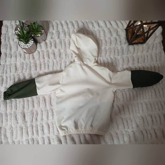 Kids Green and Orange Costume - Picture 6 of 9